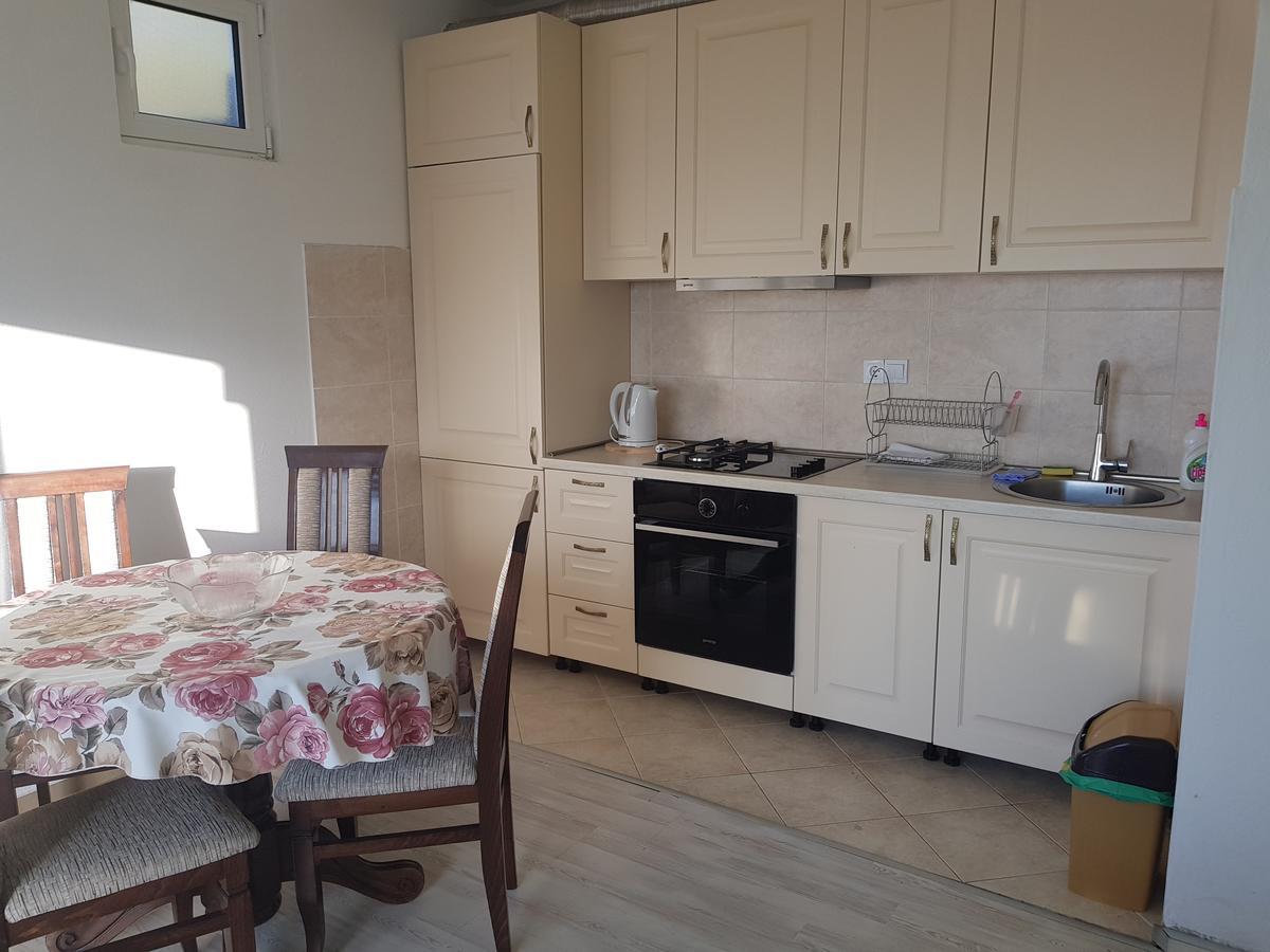 Apartments Vukovic Свети-Стефан Экстерьер фото